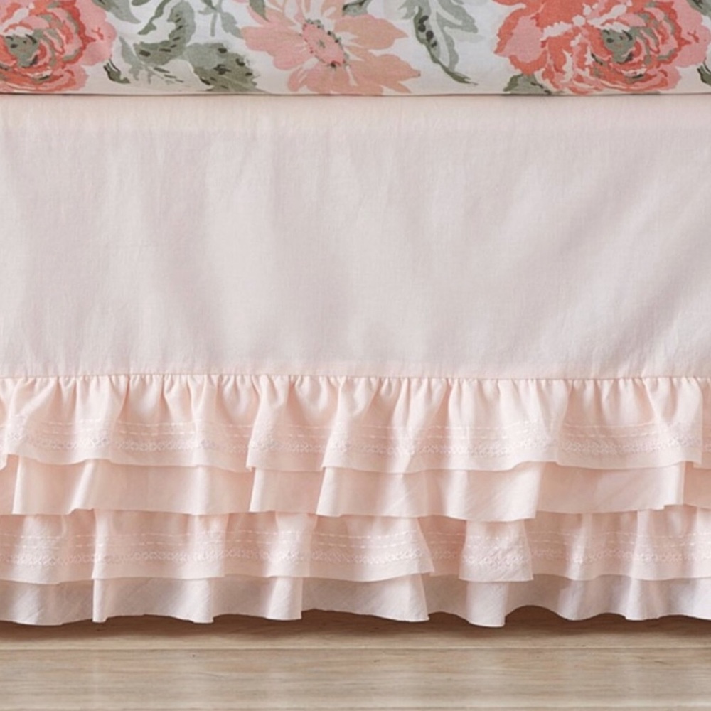 Pottery Barn Kids Organic Sadie Ruffle Crib Skirt